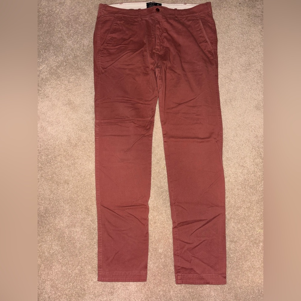Abercrombie and Fitch Men's Chinos in Deep Rust